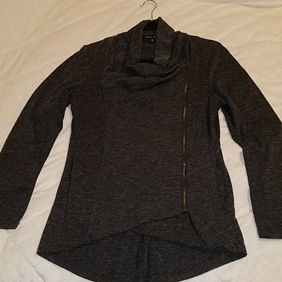 🍃Last chance🍃 Sweet Rain Gray Sweater - Picture 4 of 7